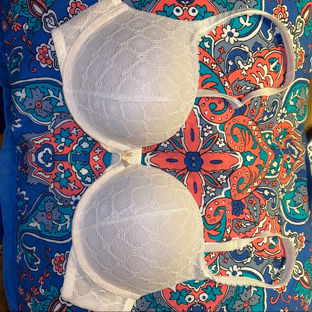 Body by Victoria Push Up Bra - Picture 3 of 4